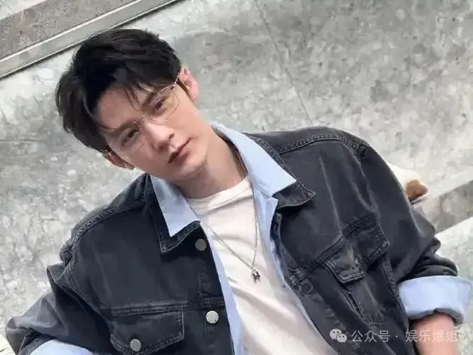 短剧一哥柯淳被王星吊打，几句话败光好感，刘涛吴镇宇听无语了！