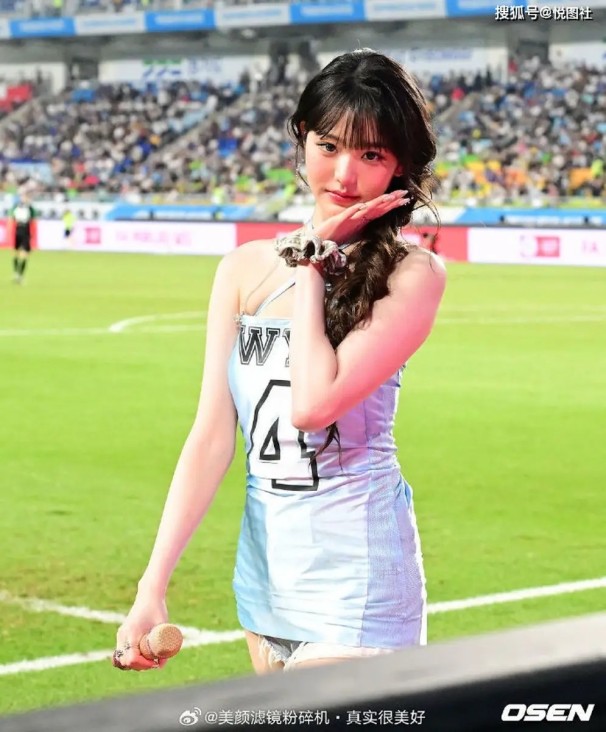 2026开年王炸来了，靠“毒舌”封神，骂醒上亿人